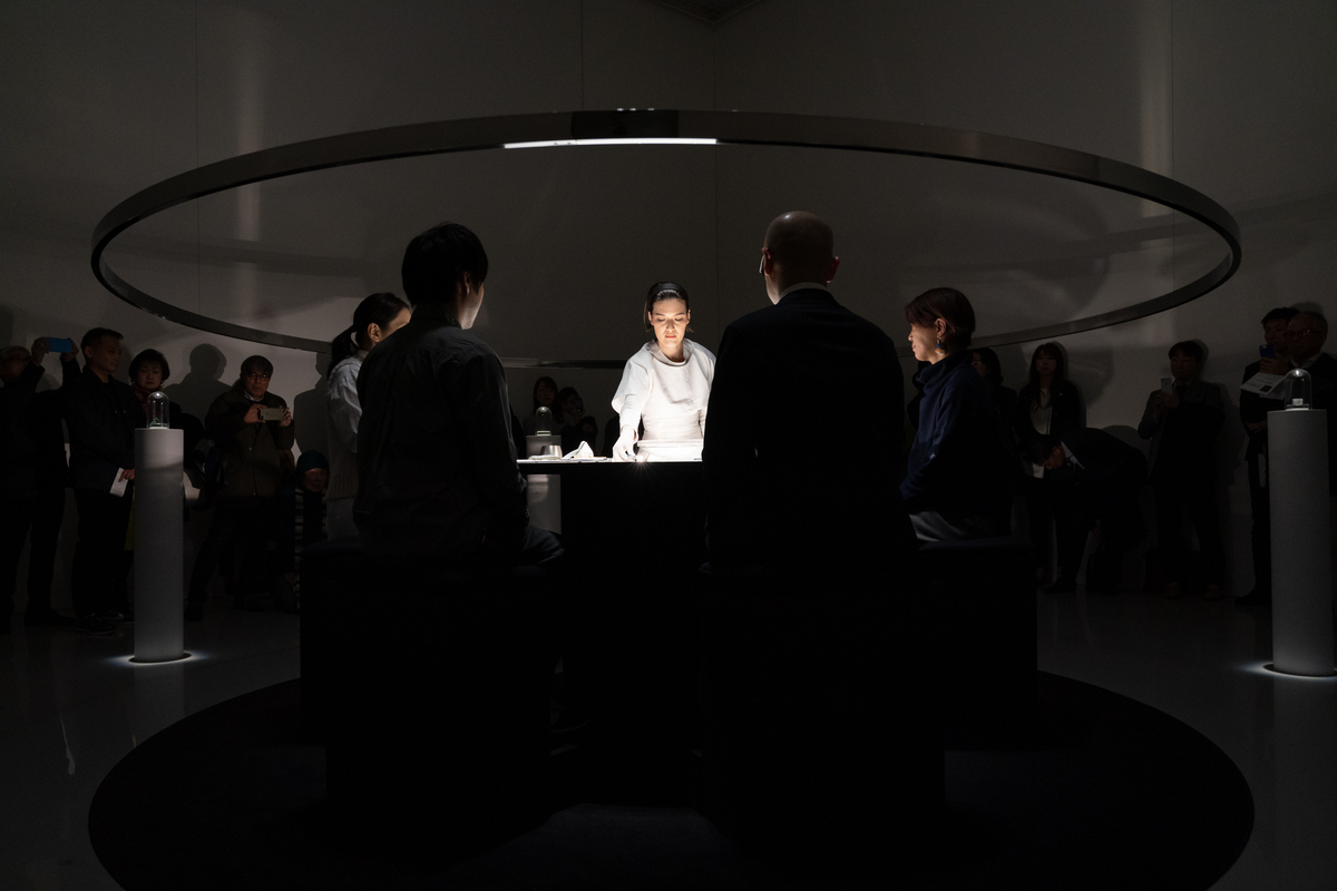 「記憶の珍味　諏訪綾子展」